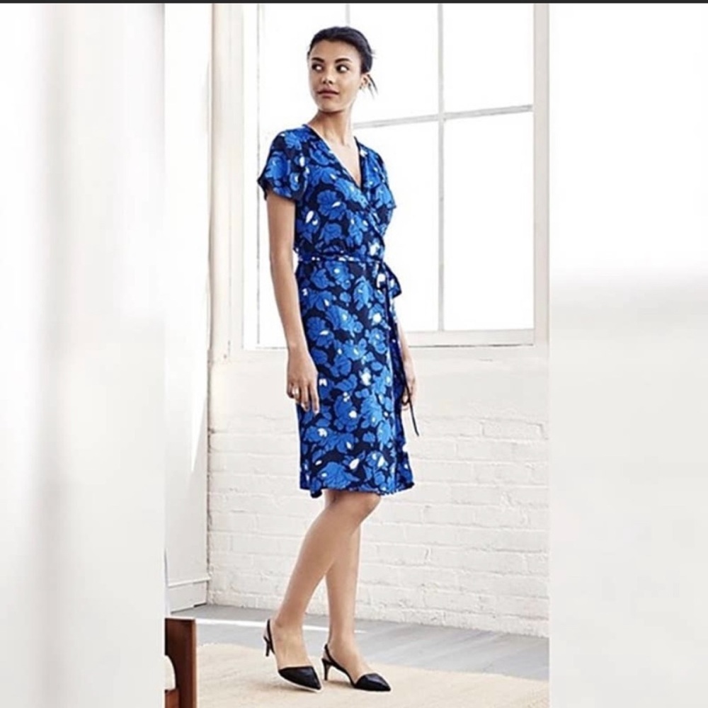 Banana Republic Floral Pleated Wrap Dress XS